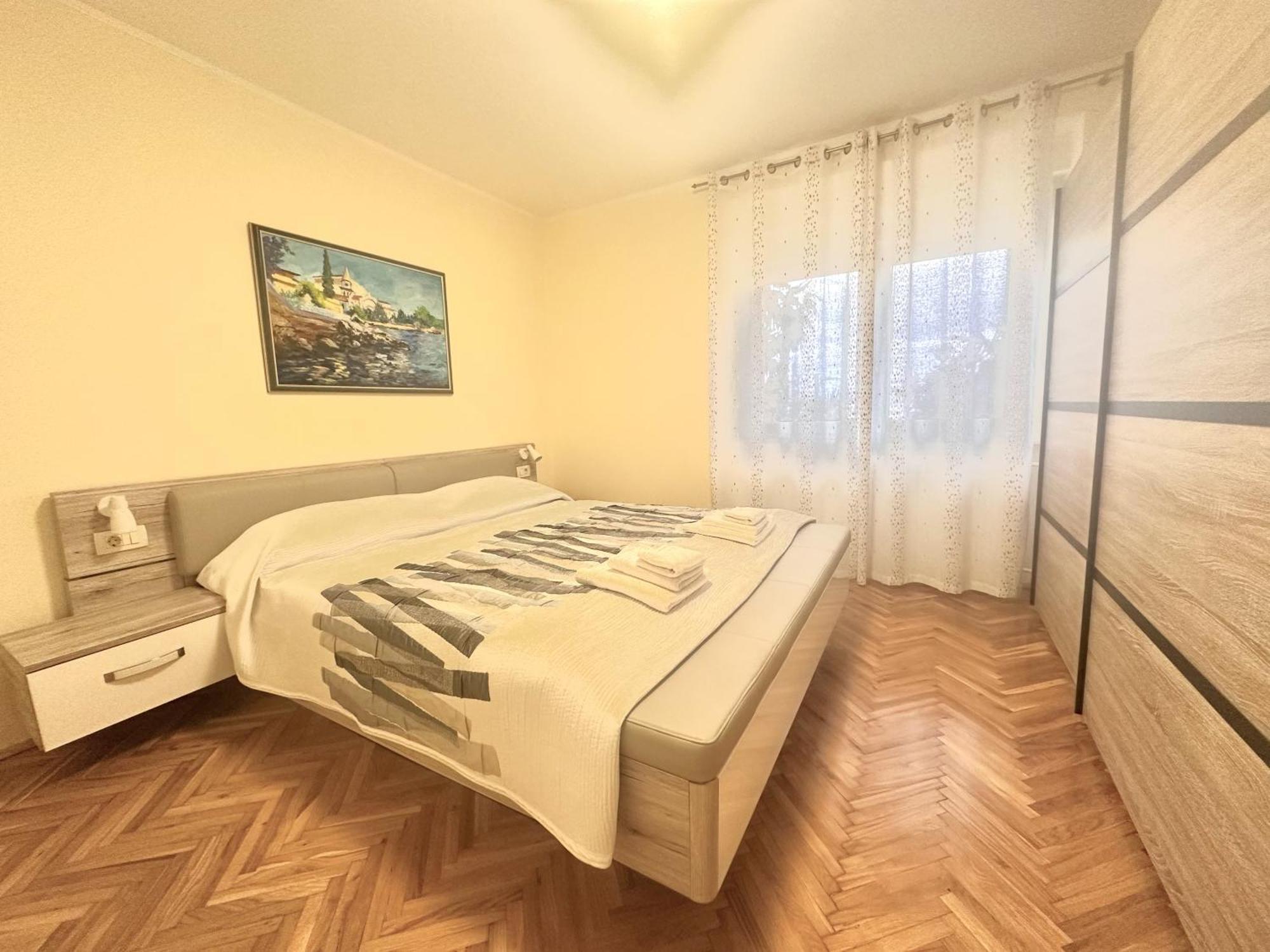 Apartments Dujmic - 50M From The Sea With Private Parking Ичичи Экстерьер фото
