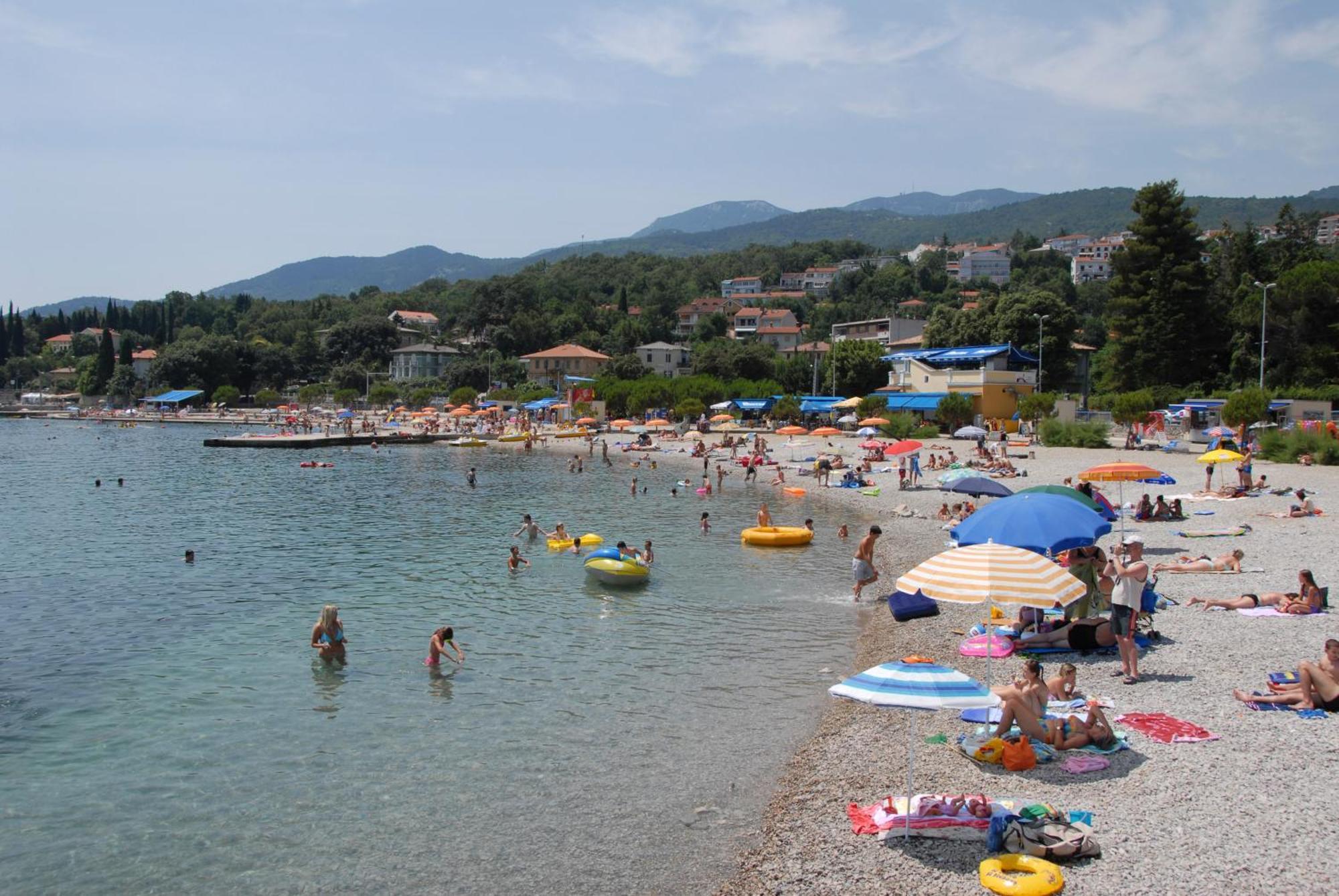 Apartments Dujmic - 50M From The Sea With Private Parking Ичичи Экстерьер фото